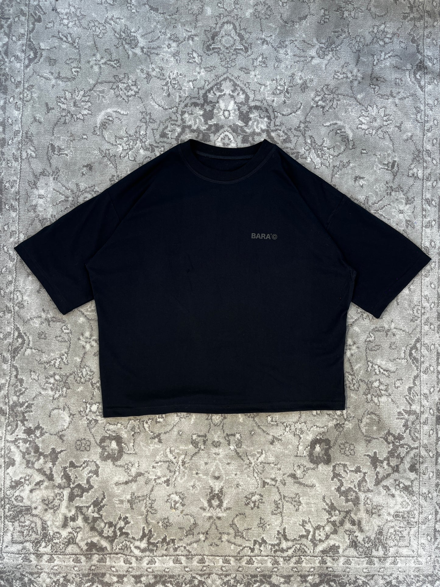 POLERA BARA WHY NOT BELIEVE? NEGRA