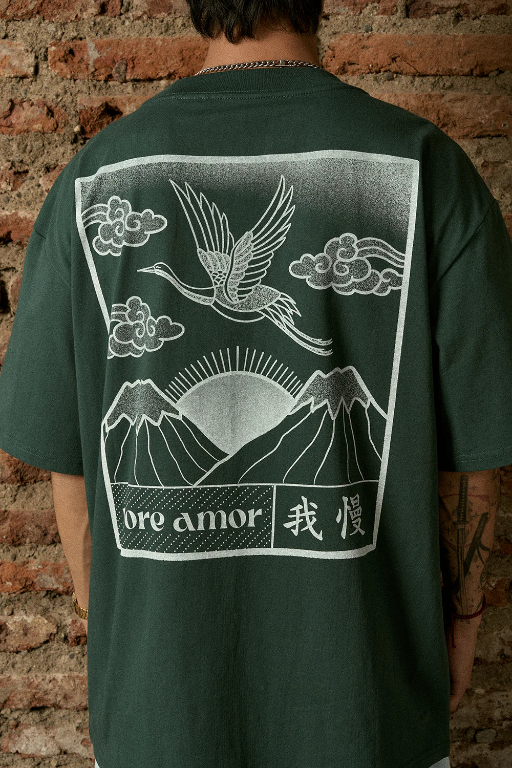 Polera Swan Stamp Verde Dime Danko - More Amor