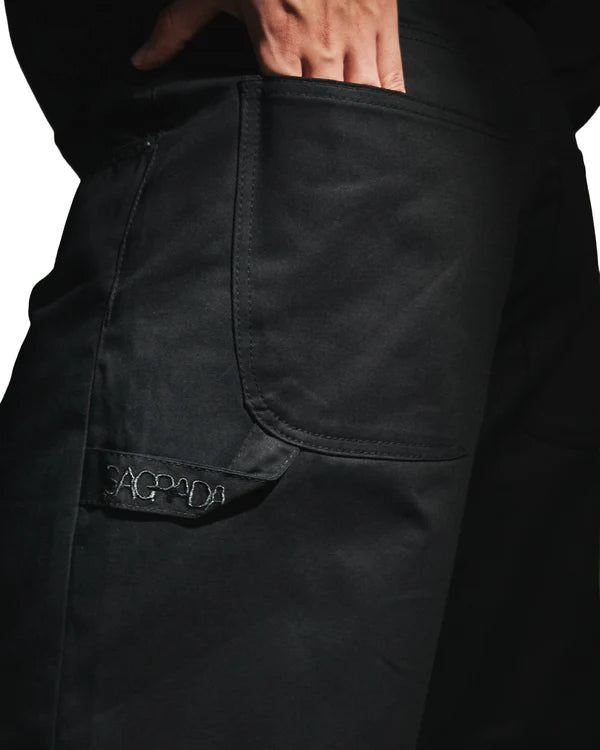 SHORT SAGRADA NEGRO